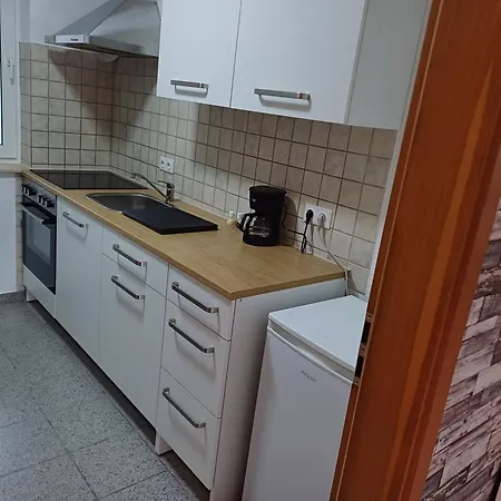 Auf Dem Land Apartment